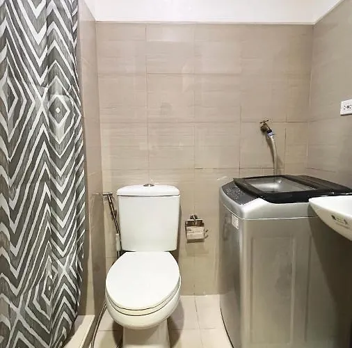 Apartment Cozy Staycation Near Moa & Airport *